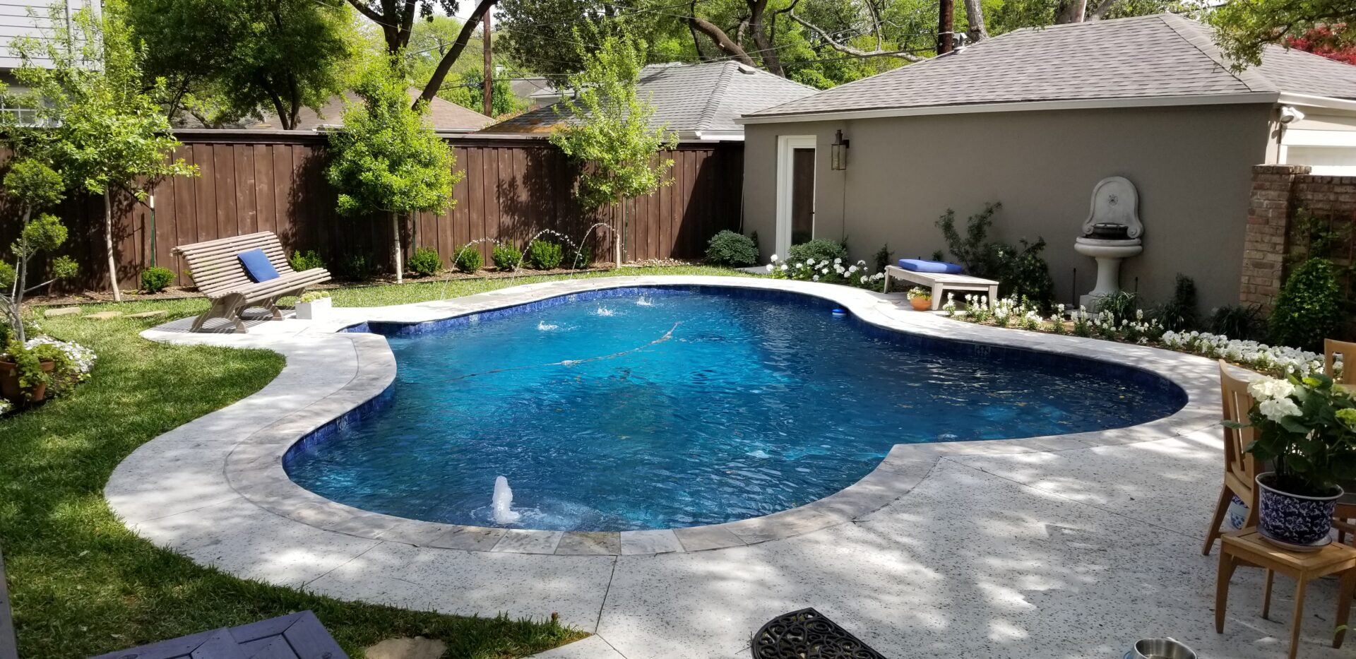 Photo example of custom pool remodeling